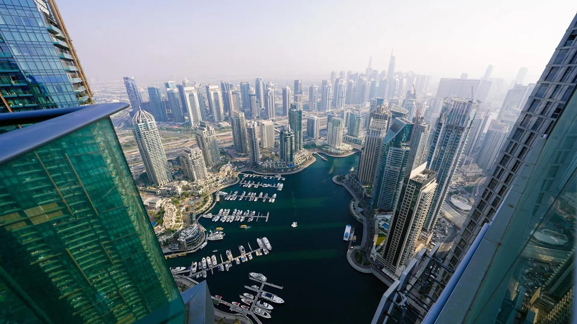 Luxurious Apartment With Panoramic Views At Dubai Marina 0*,  United Arab Emirates